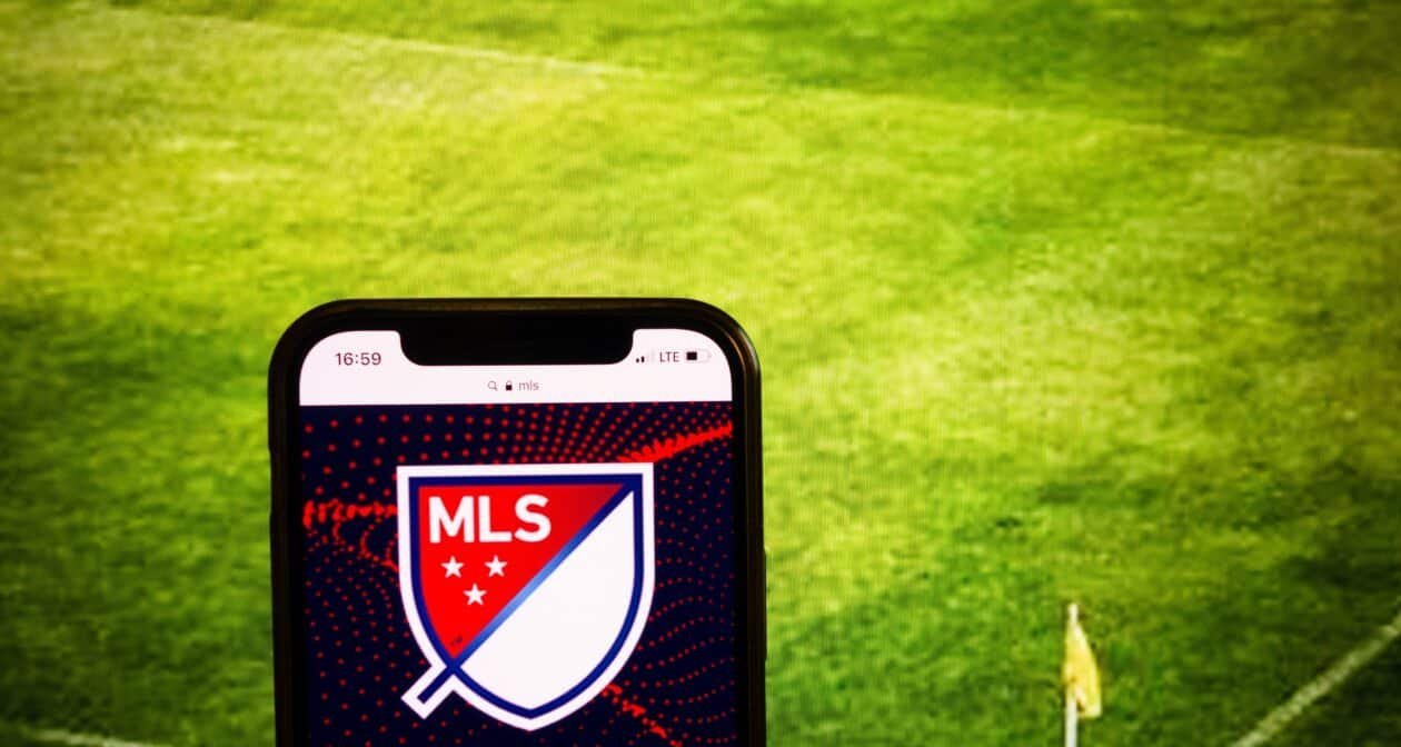 Parceria entre Apple e Major League Soccer é encurtada e passa a vigorar até 2029, com revisão financeira e manutenção de jogos na TV linear - Imagem do artigo