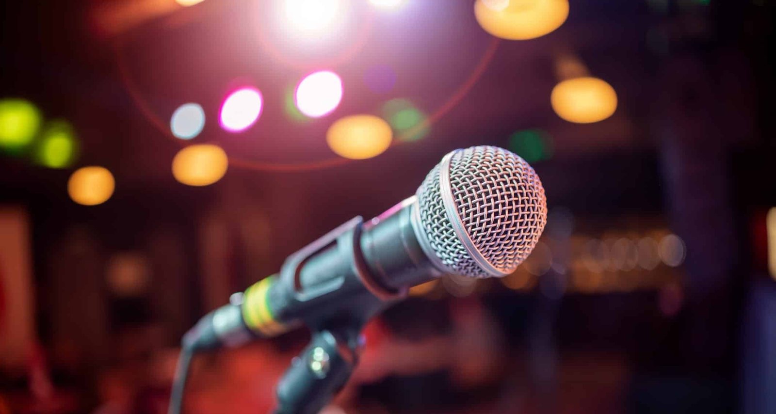 Voice Over: como a narração eleva a qualidade dos vídeos e fortalece a interação com o público - Imagem do artigo