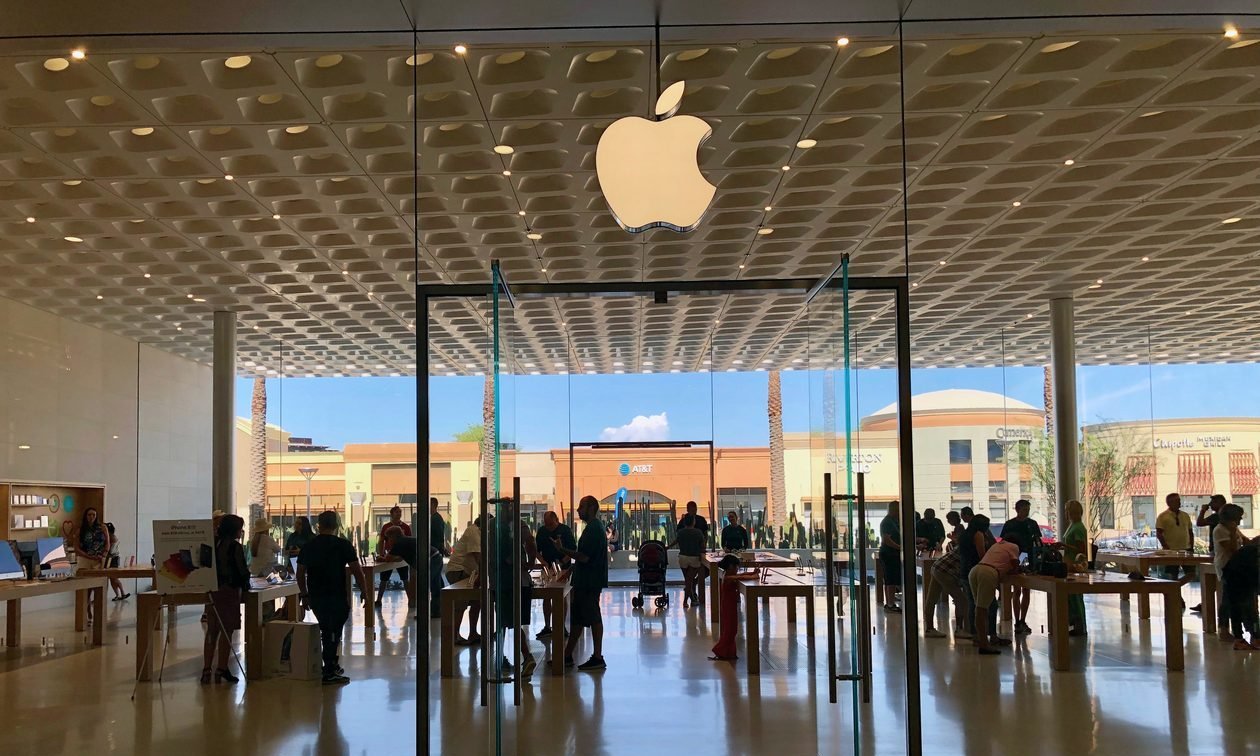 Reestruturação da Apple elimina dezenas de cargos na área de vendas corporativas e governamentais - Imagem do artigo
