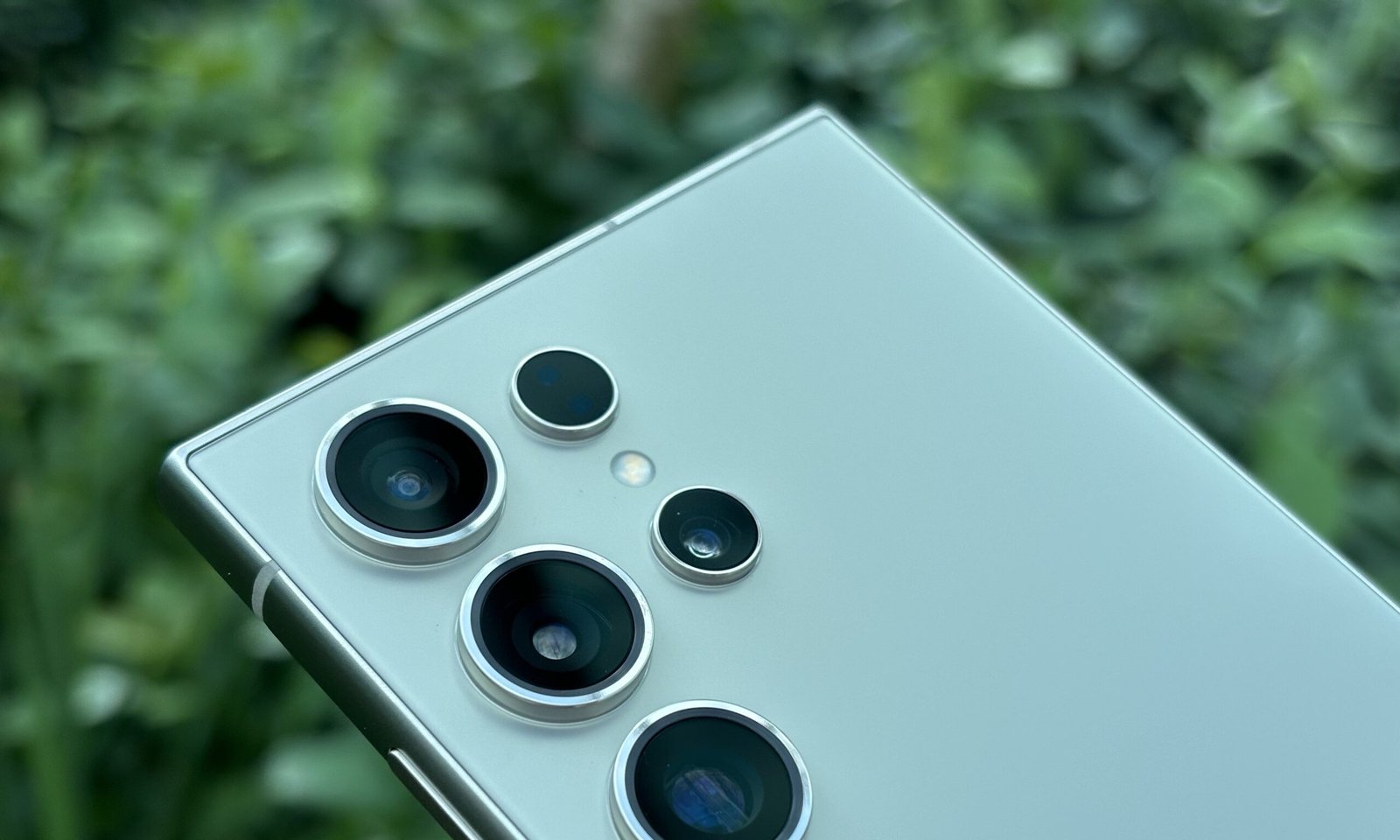 Seis celulares Samsung entram em promoção em dezembro de 2025; confira preços e especificações - Imagem do artigo