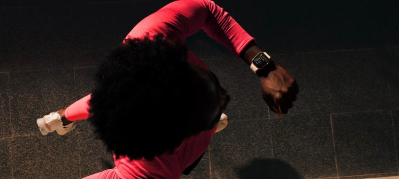 Oito smartwatches em promoção em dezembro de 2025 com descontos de até 50% - Imagem do artigo