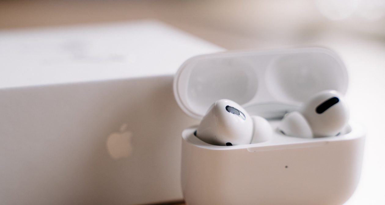 Como solucionar falhas da Tradução ao Vivo nos AirPods compatíveis - Imagem do artigo