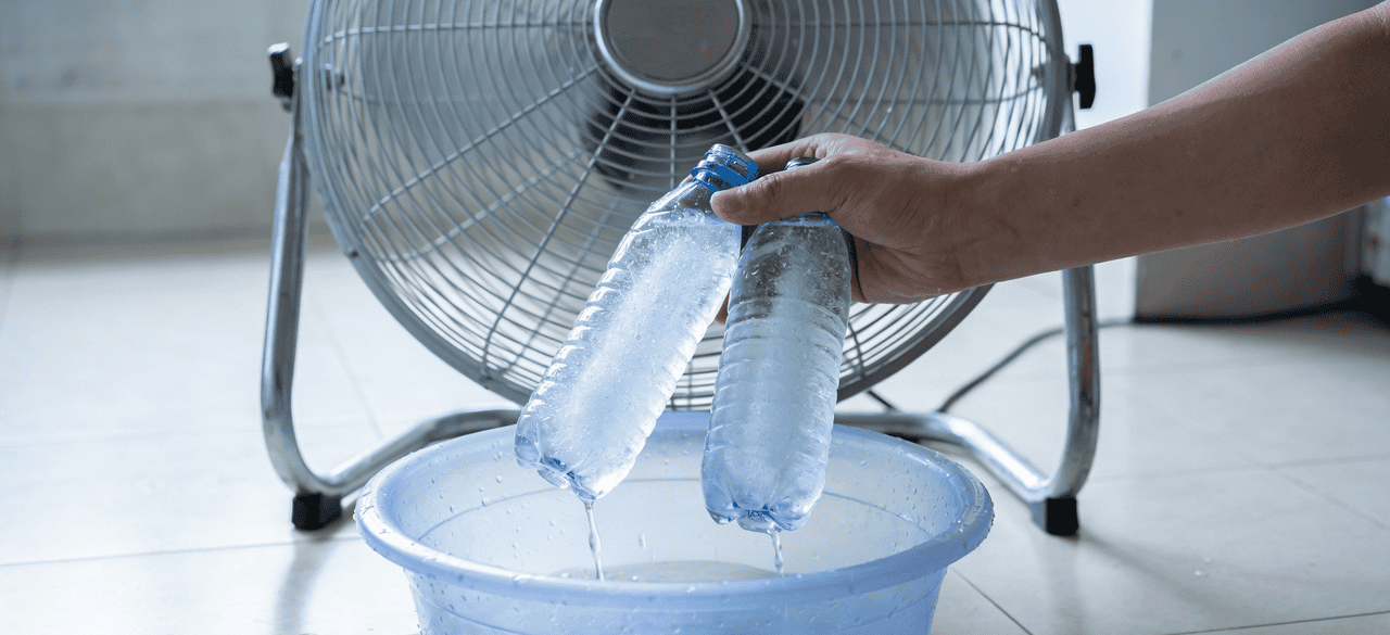 Ventilador com gelo diminui sensação térmica? Entenda como a técnica de resfriamento caseiro atua no conforto imediato - Imagem do artigo