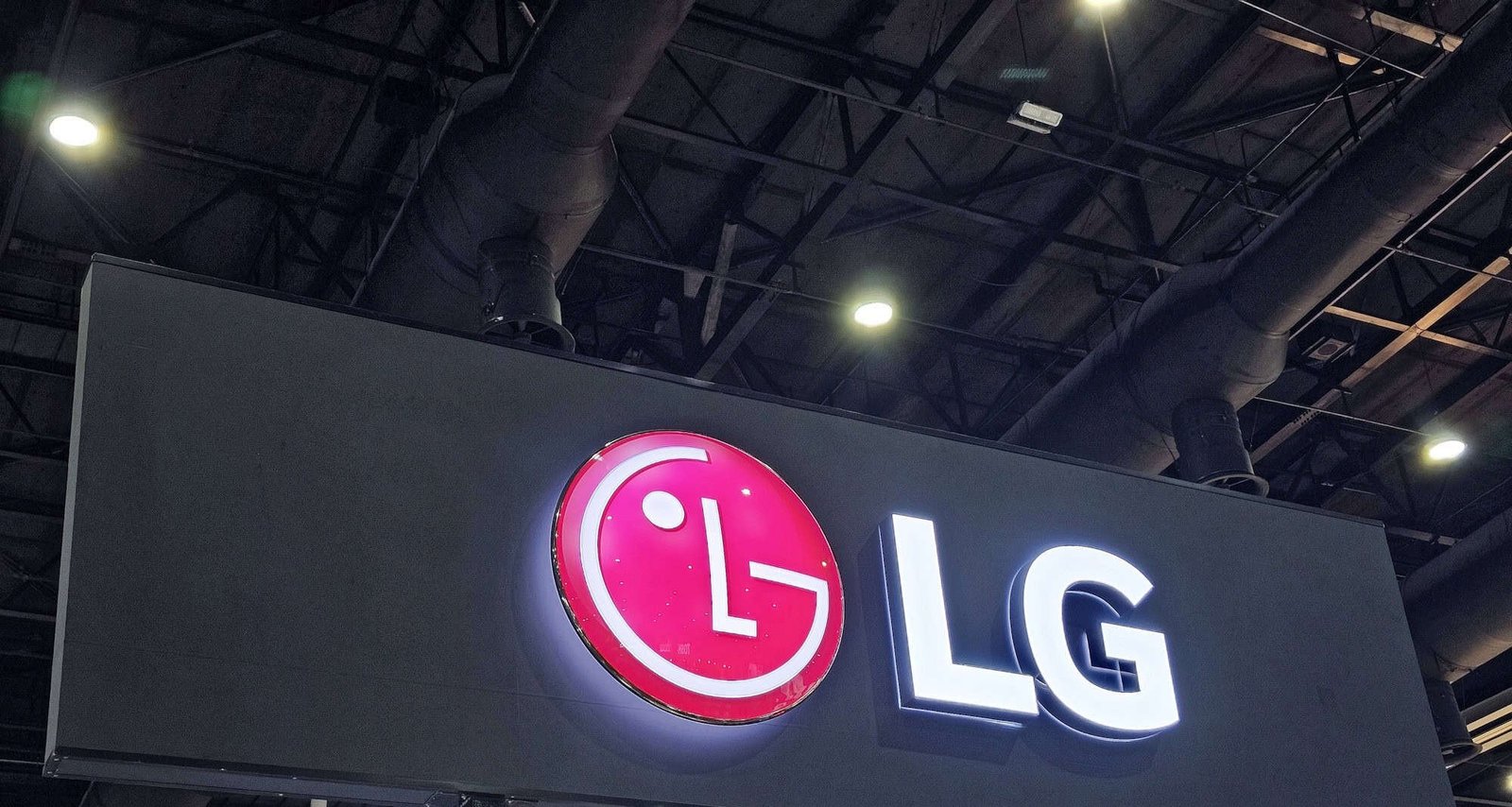 LG Gallery TV promete transformar a sala em galeria de arte com painel Mini LED 4K na CES 2026 - Imagem do artigo