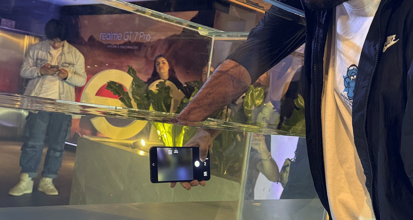 Celulares resistentes à água: guia completo com 7 modelos para curtir o verão sem preocupações - Imagem do artigo