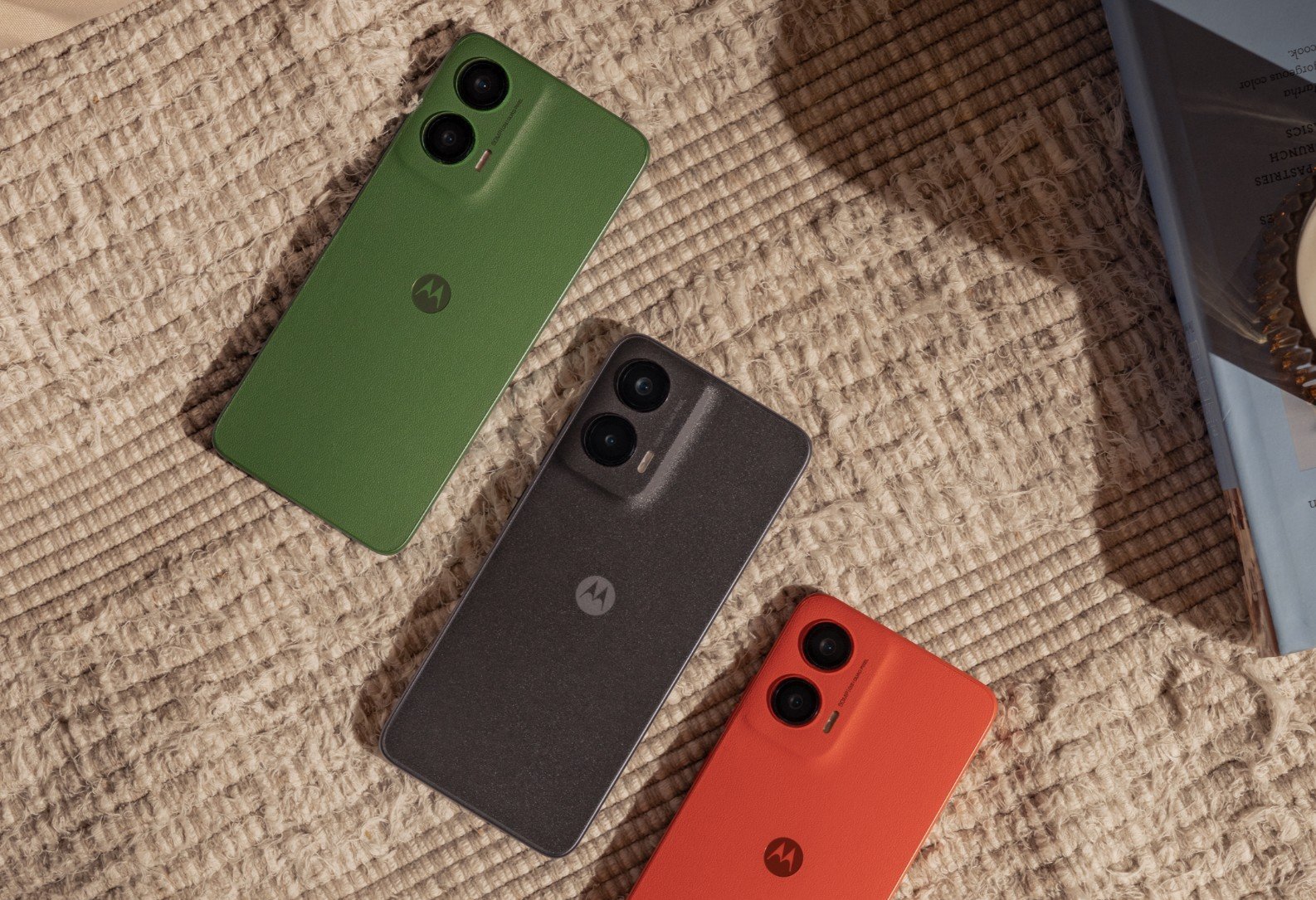 Quatro celulares até R$ 800 para começar 2026 com bom desempenho, bateria grande e atualizações prolongadas - Imagem do artigo