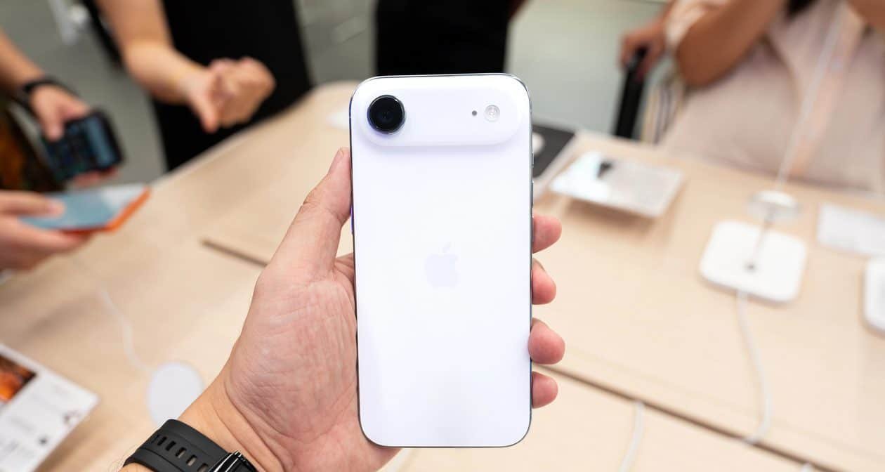 Oferta na Amazon: iPhone Air de 512 GB tem abatimento de quase 20% no Brasil - Imagem do artigo