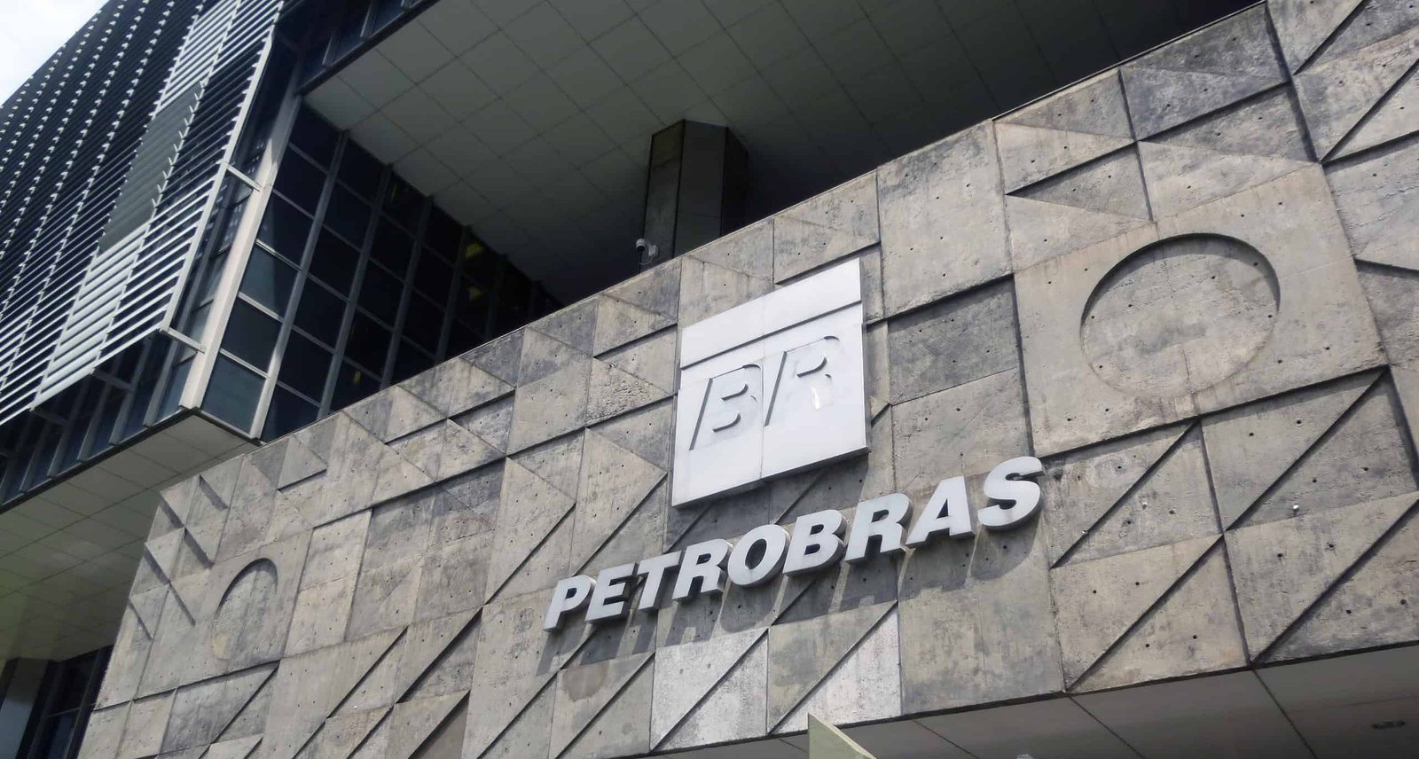 Petrobras inaugura o supercomputador Harpia e amplia capacidade de análise sísmica em escala inédita - Imagem do artigo