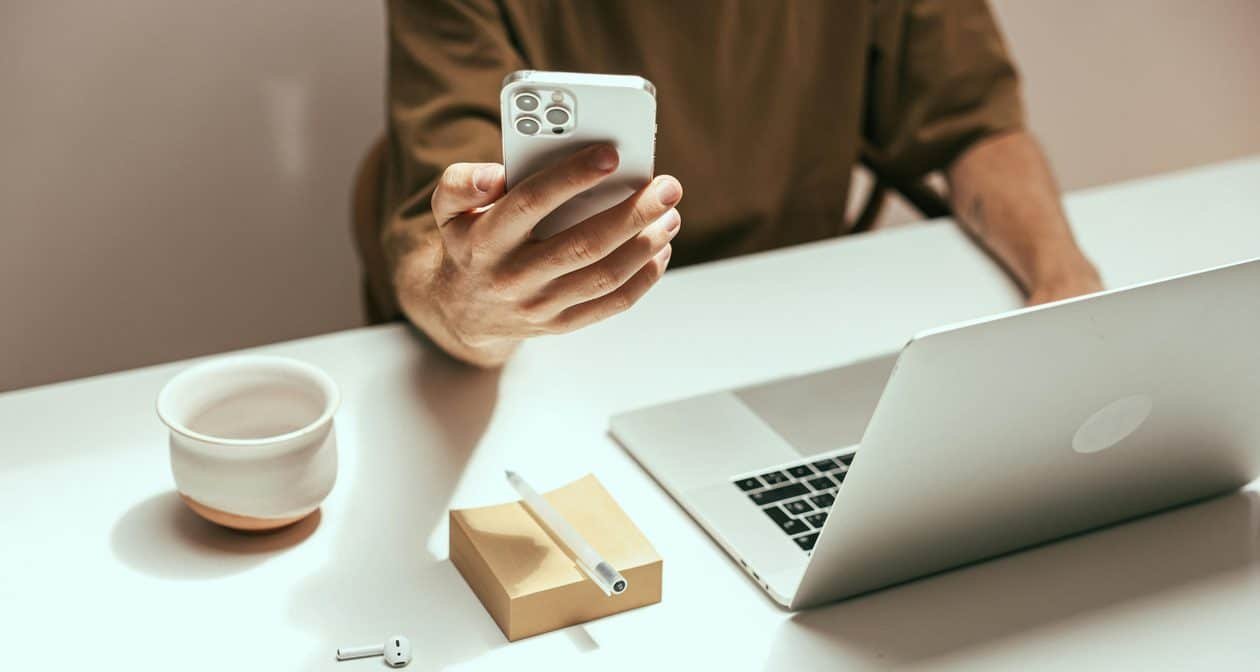 Assistência de Espera no Mac: guia completo para ativar o recurso no app Telefone - Imagem do artigo