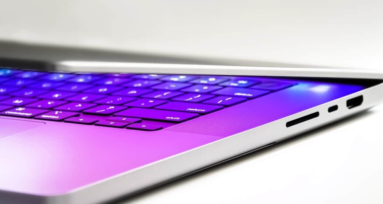 Passo a passo completo para o app Fotos do macOS reconhecer iPhone ou iPad conectado - Imagem do artigo