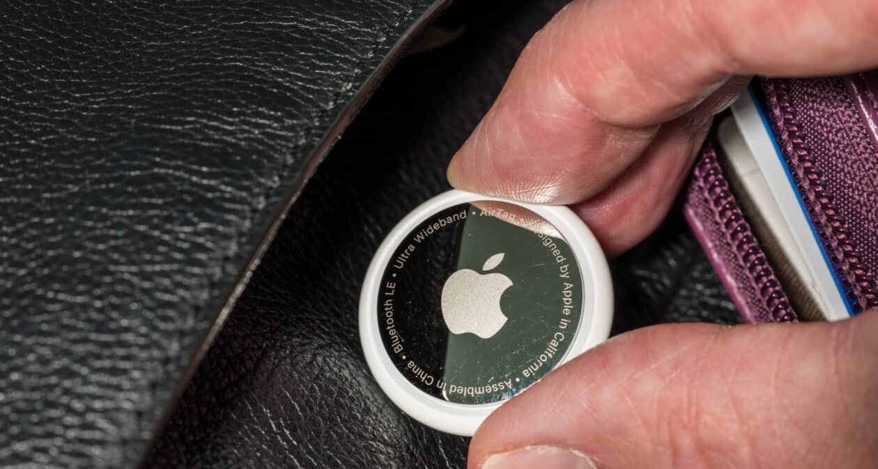 Pacote com quatro AirTags de 1ª geração tem corte de até 56% no preço oficial - Imagem do artigo